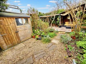 Garden Shed - click for photo gallery